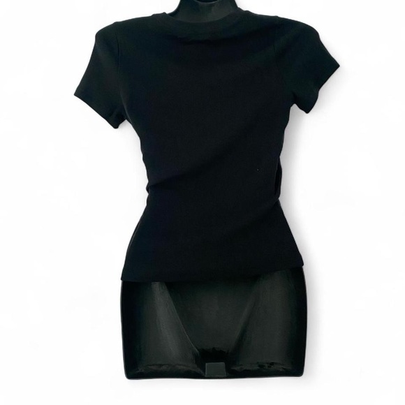 Hollister brand new with tags short sleeve ribbed t shirt - Picture 2 of 3